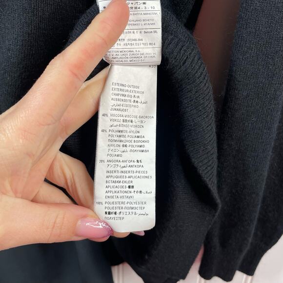 Sisley Women's Black Long Sleeve Crew Neck Button Back Detailing Sweater  XS - Picture 3 of 14